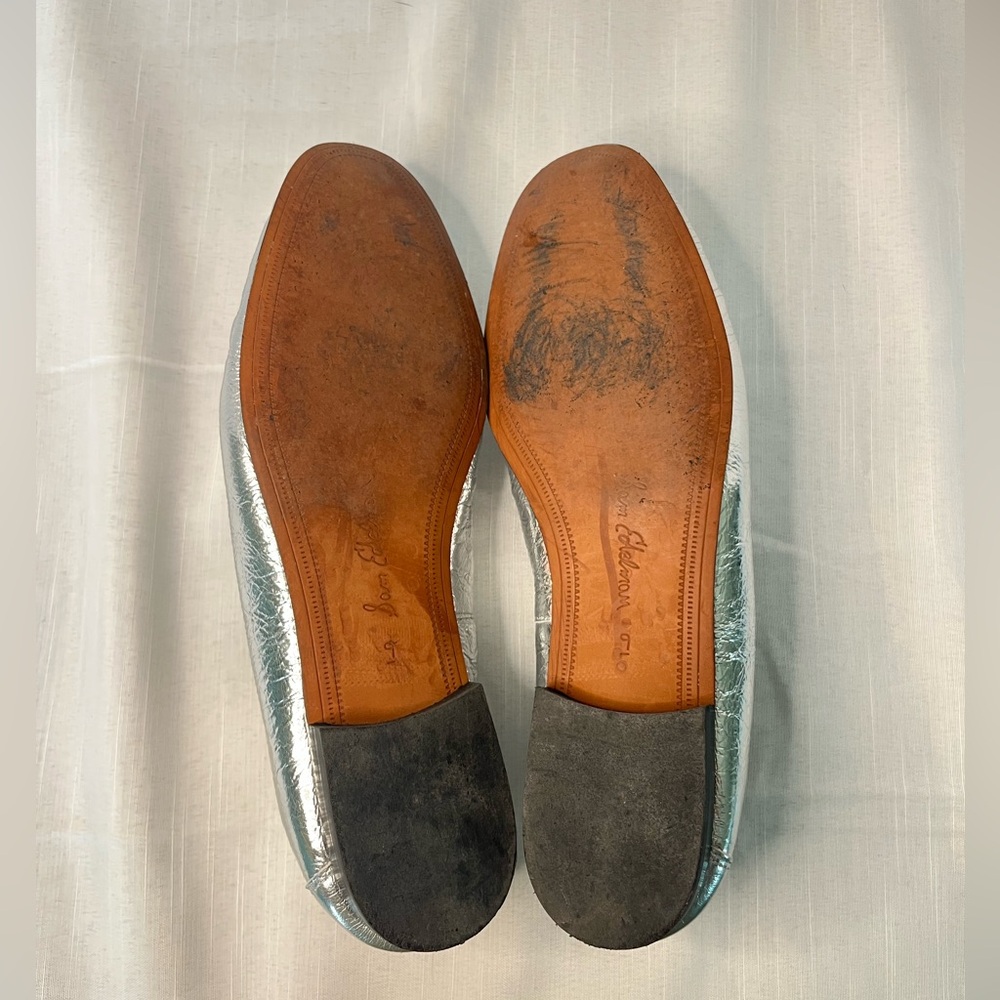 Sam Edelman Metallic Silver Leather Loafers with Gold Hardware - Picture 4 of 7